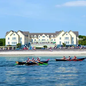 Bay Conference & Leisure Centre Отель