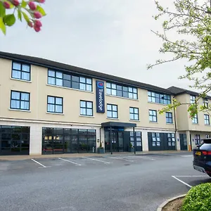 Travelodge Отель